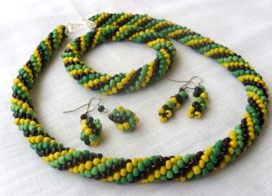 Bead rope black yellow green