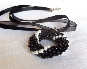 Black white pendant