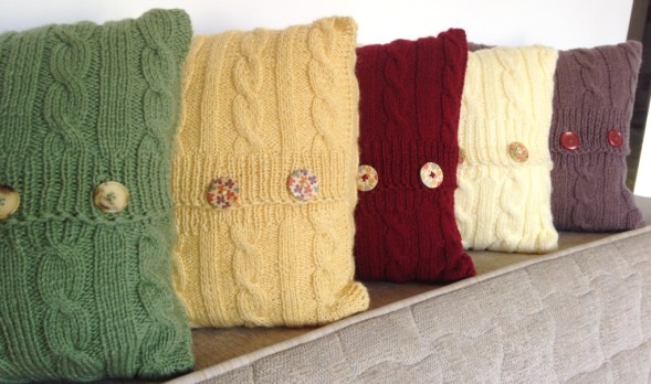 Knitted pillows