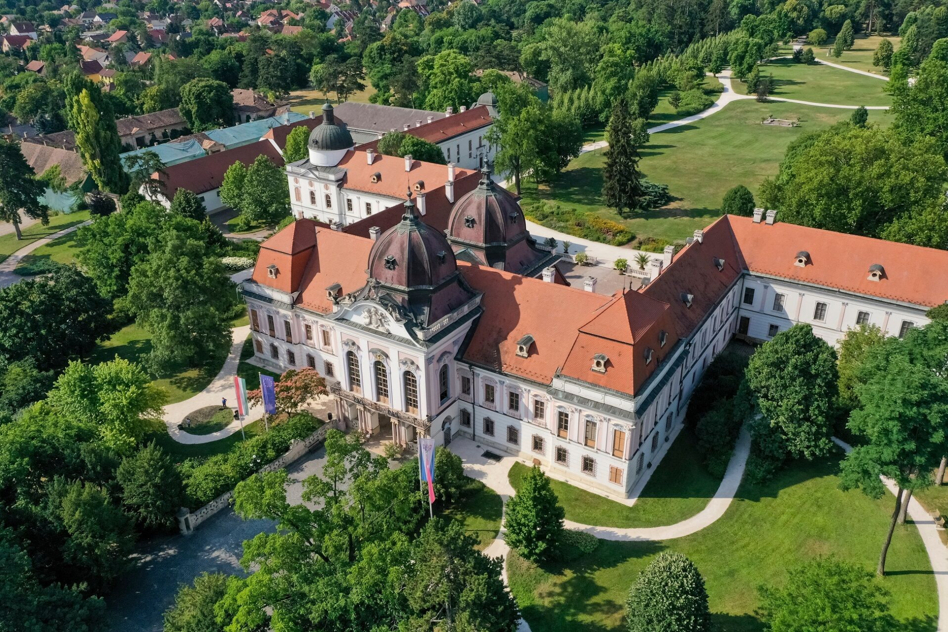 Descoperă Castelul Gödöllő: Un simbol al eleganței baroce